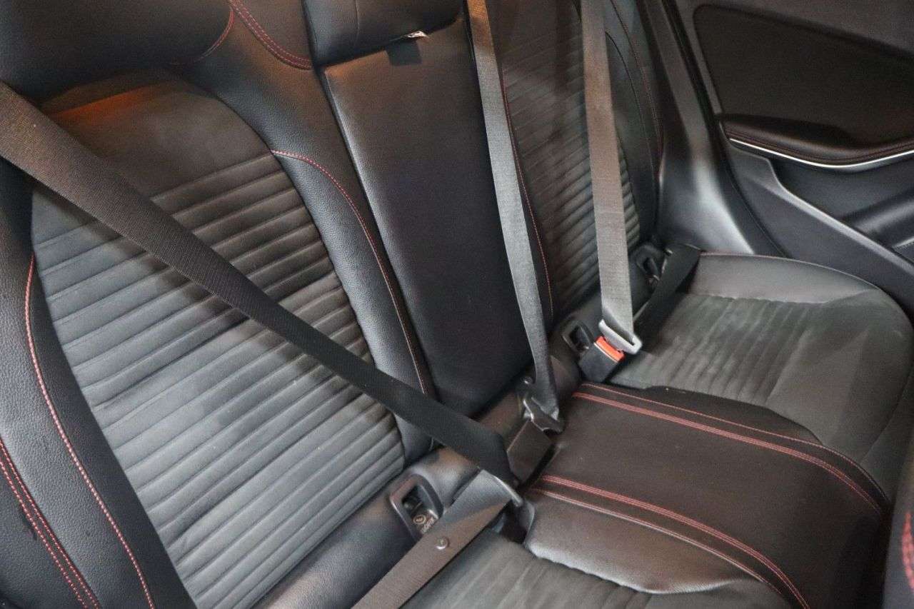 2014 MERCEDES-BENZ A-CLASS 2014 MERCEDES-BENZ A-CLASS