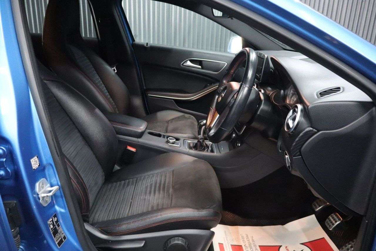 2014 MERCEDES-BENZ A-CLASS 2014 MERCEDES-BENZ A-CLASS