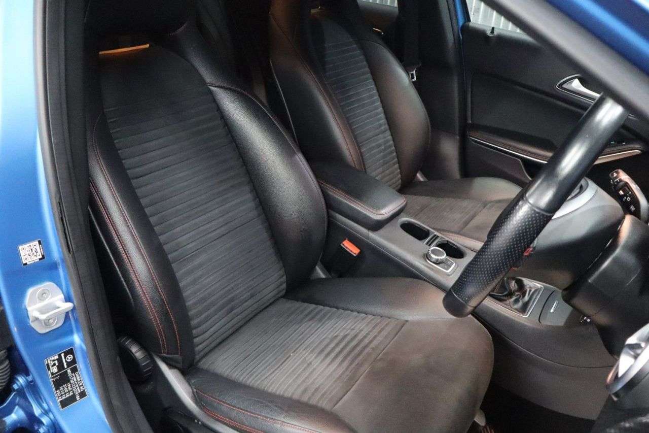 2014 MERCEDES-BENZ A-CLASS 2014 MERCEDES-BENZ A-CLASS