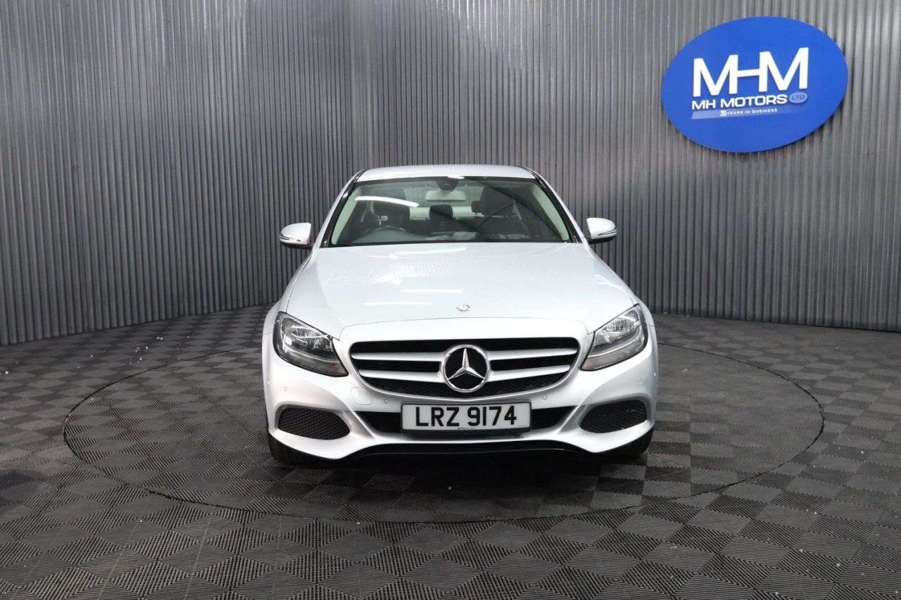 A 2017 MERCEDES-BENZ C-CLASS 2.1 C220d SE Executive Edition Saloon 4dr Diesel G-Tronic+ Euro 6 (s/s) (17 A 2017 MERCEDES-BENZ C-CLASS 2.1 C220d SE Executive Edition Saloon 4dr Diesel G-Tronic+ Euro 6 (s/s) (17