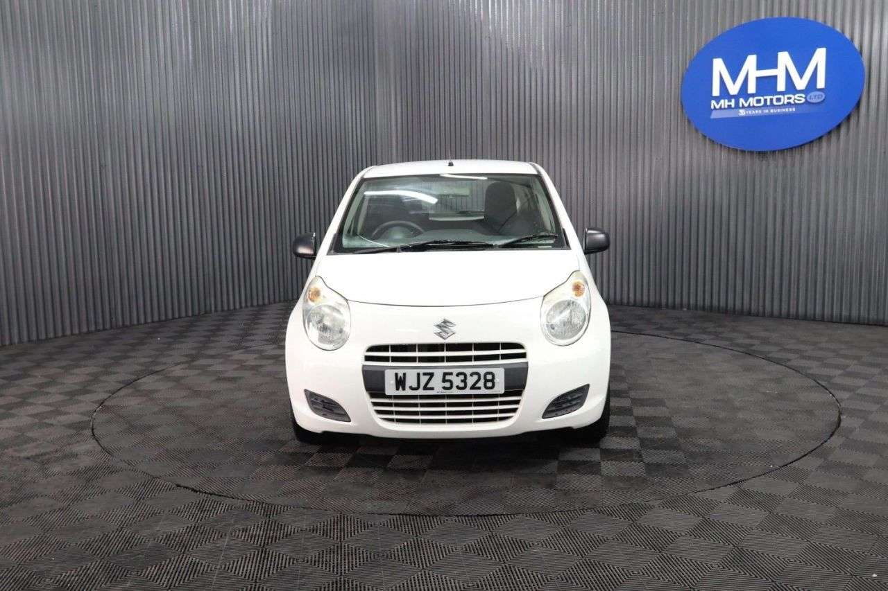 A 2014 SUZUKI ALTO 1.0 12V SZ Hatchback 5dr Petrol Manual Euro 5 (68 ps) EASY TO DRIVE AND PAR A 2014 SUZUKI ALTO 1.0 12V SZ Hatchback 5dr Petrol Manual Euro 5 (68 ps) EASY TO DRIVE AND PAR