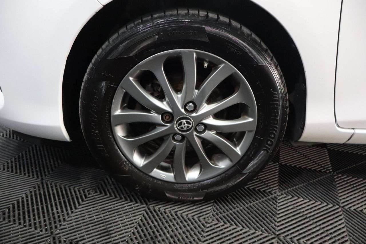 2017 TOYOTA YARIS 2017 TOYOTA YARIS