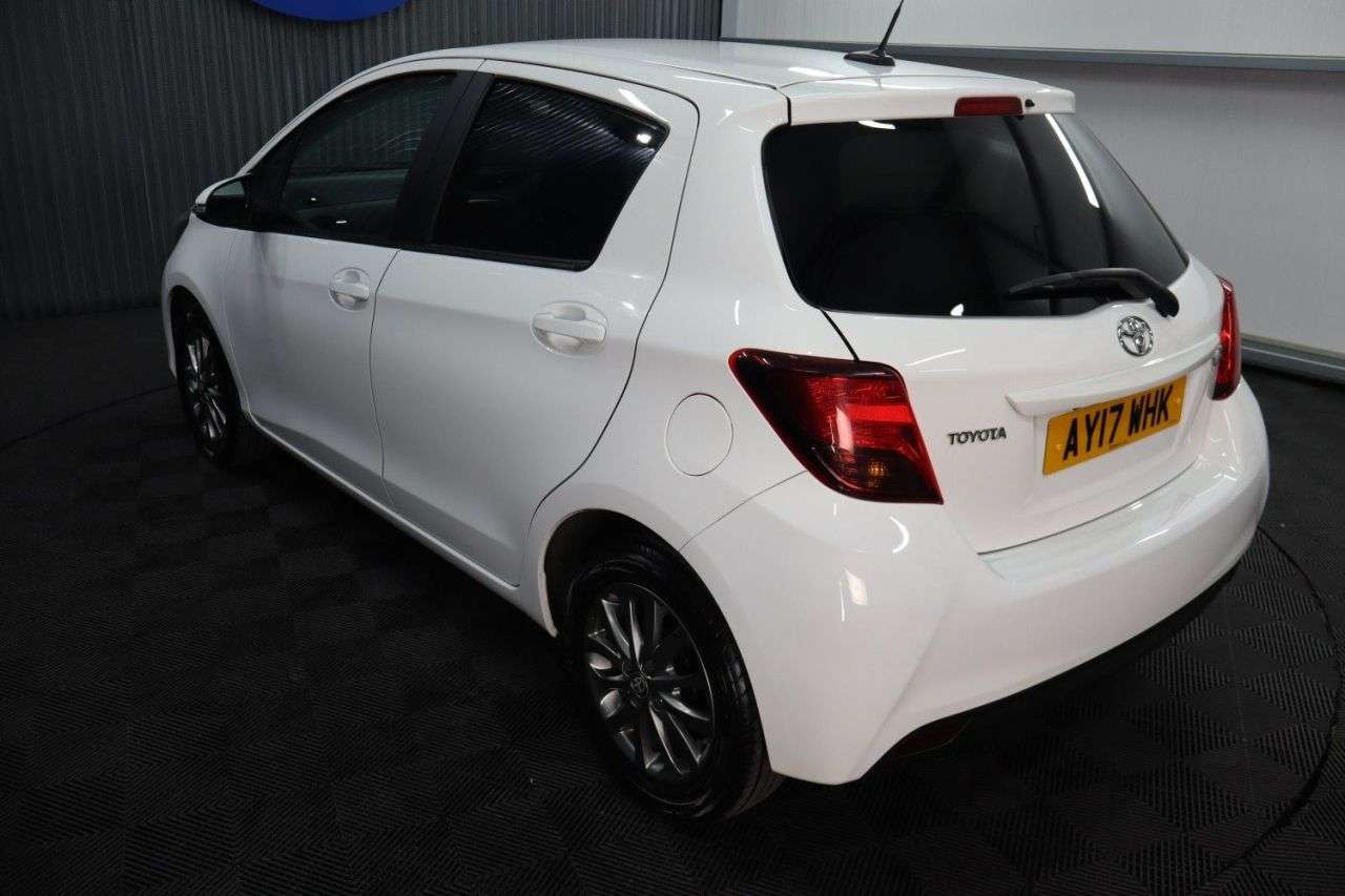 2017 TOYOTA YARIS 2017 TOYOTA YARIS
