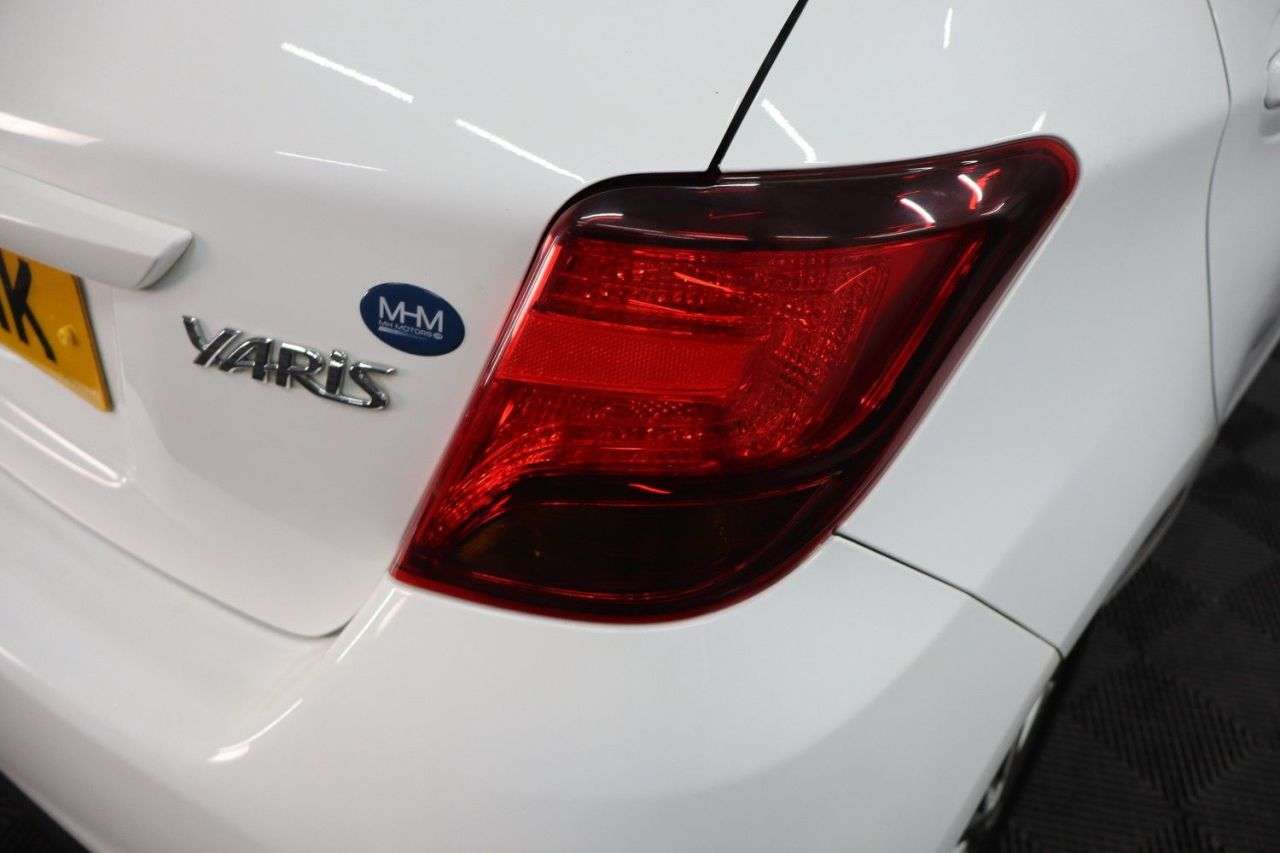 2017 TOYOTA YARIS 2017 TOYOTA YARIS