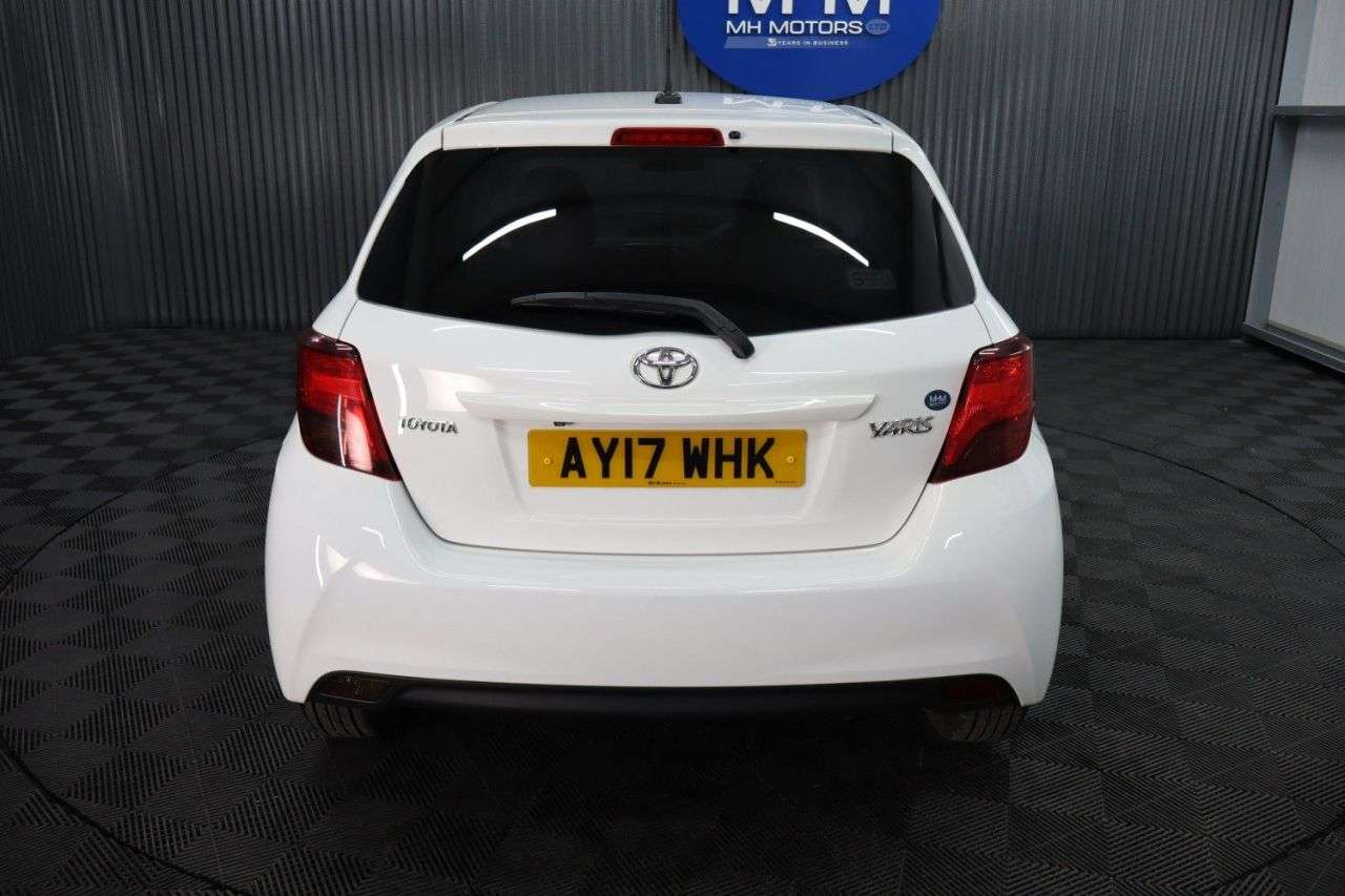 2017 TOYOTA YARIS 2017 TOYOTA YARIS