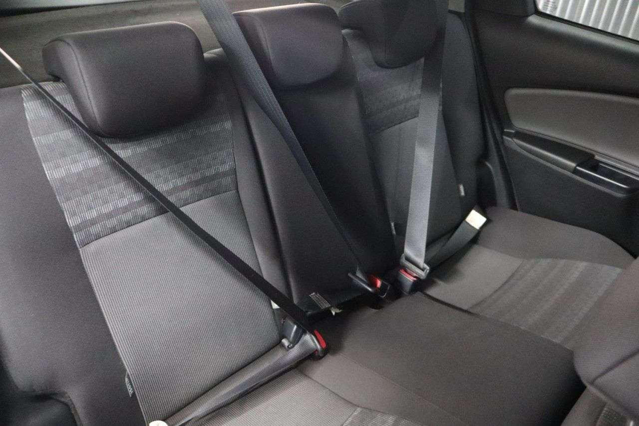 2017 TOYOTA YARIS 2017 TOYOTA YARIS