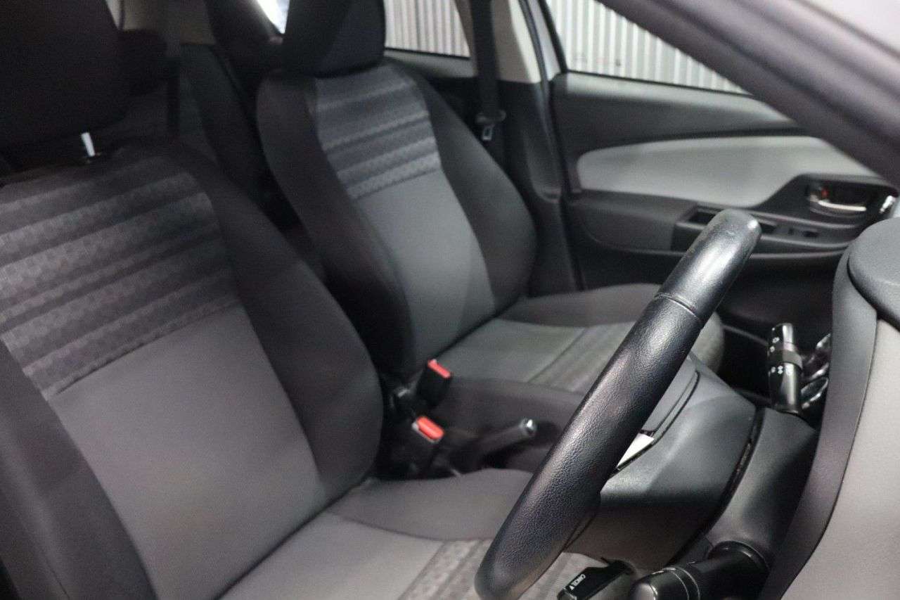 2017 TOYOTA YARIS 2017 TOYOTA YARIS