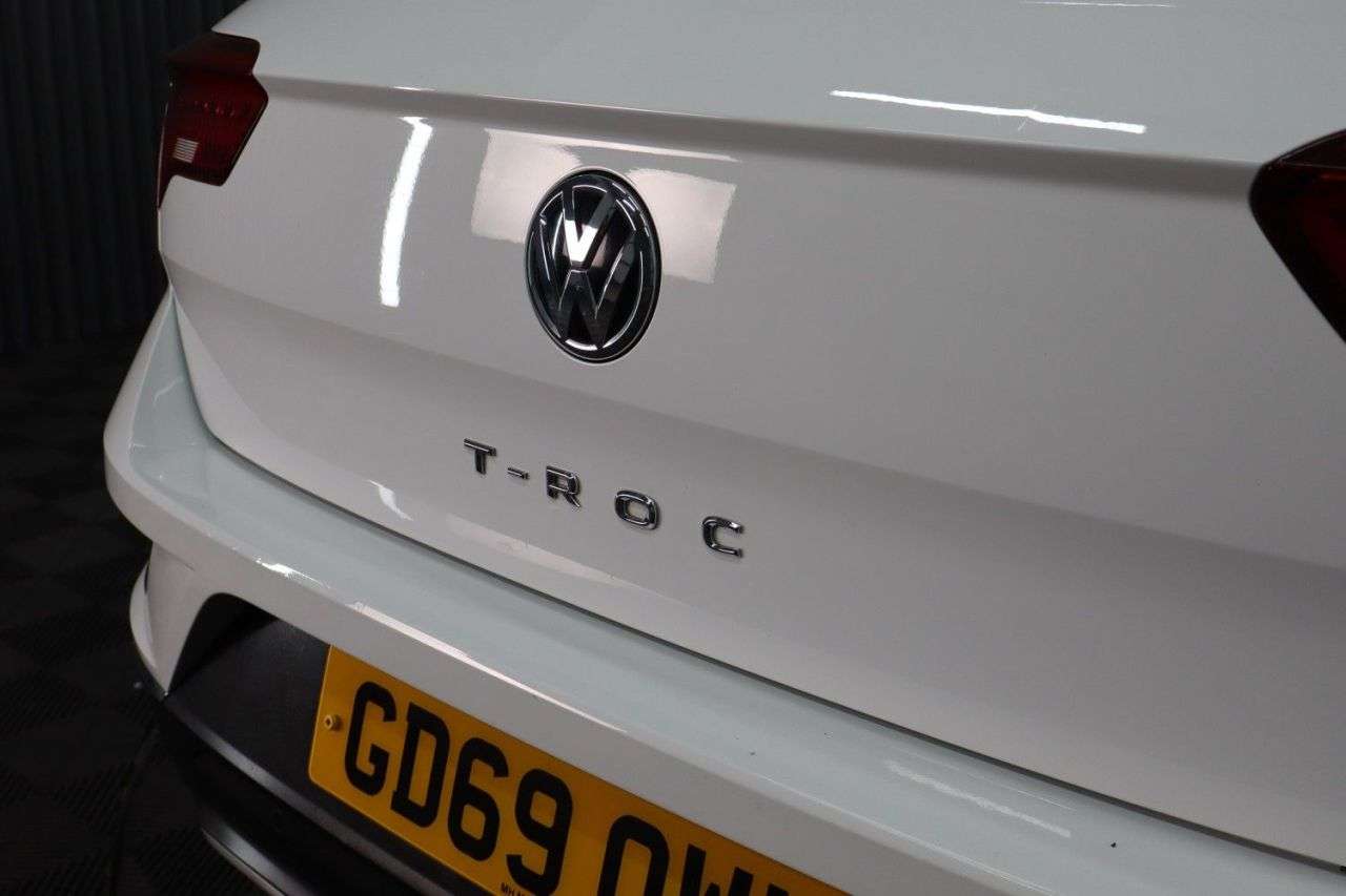 2020 VOLKSWAGEN T-ROC 2020 VOLKSWAGEN T-ROC