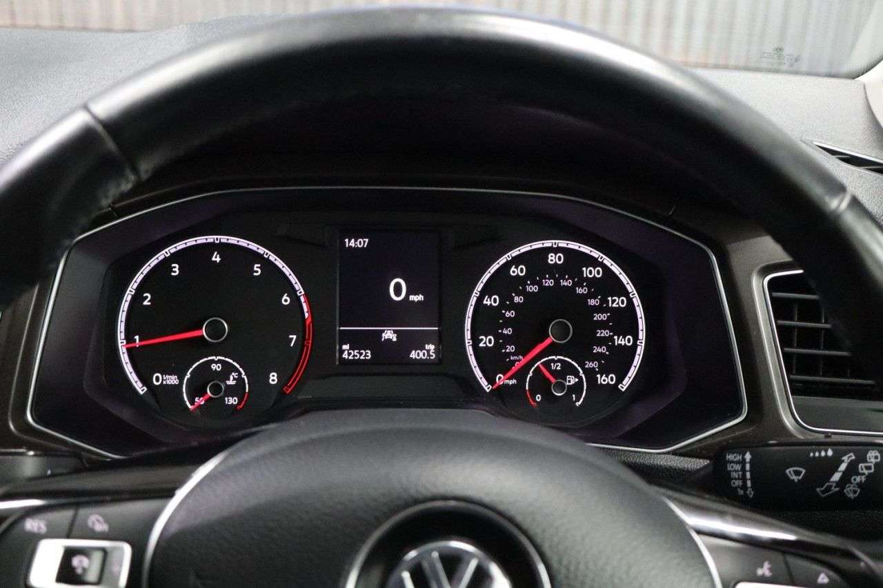 2020 VOLKSWAGEN T-ROC 2020 VOLKSWAGEN T-ROC