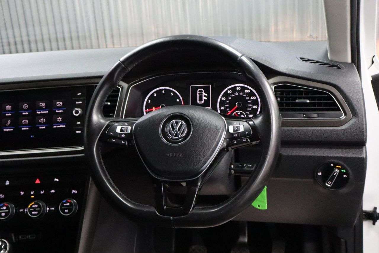 2020 VOLKSWAGEN T-ROC 2020 VOLKSWAGEN T-ROC