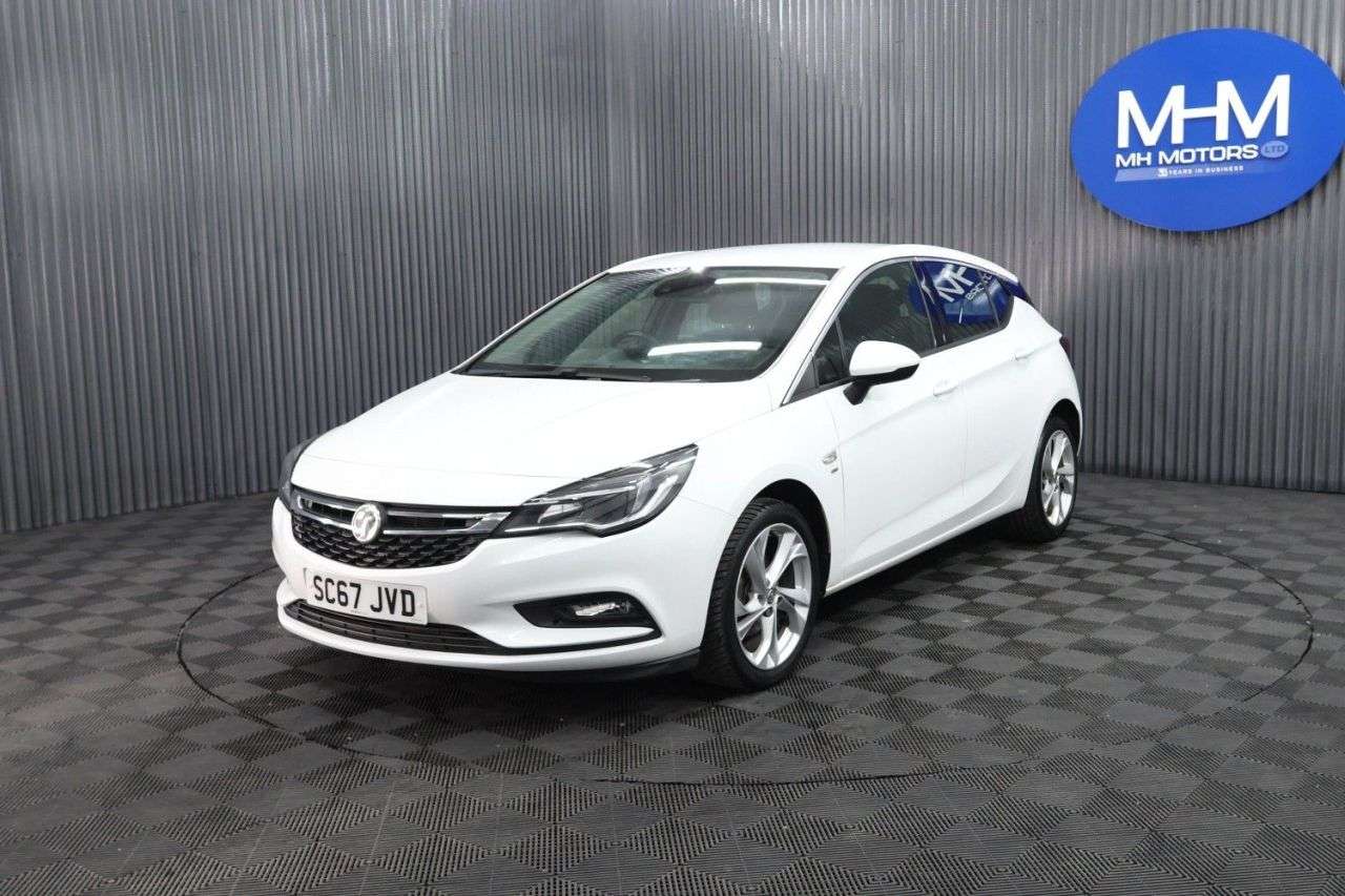 A 2018 VAUXHALL ASTRA 1.4i SRi Hatchback 5dr Petrol Manual Euro 6 (100 ps) LOW INSURANCE GROUP / A 2018 VAUXHALL ASTRA 1.4i SRi Hatchback 5dr Petrol Manual Euro 6 (100 ps) LOW INSURANCE GROUP /