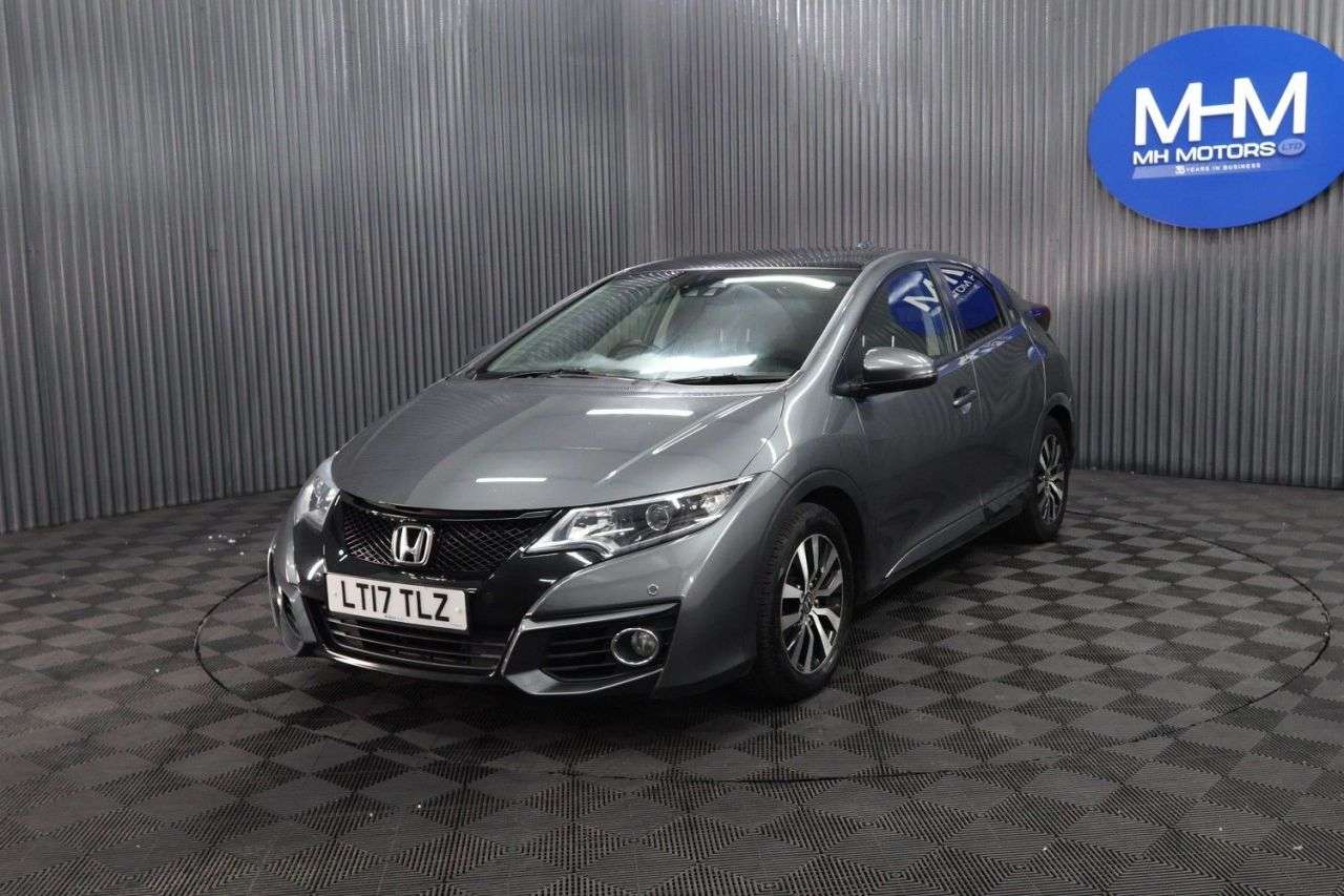 A 2017 HONDA CIVIC 1.6 i-DTEC SR Hatchback 5dr Diesel Manual Euro 5 (s/s) (120 ps) LOW ROAD TA A 2017 HONDA CIVIC 1.6 i-DTEC SR Hatchback 5dr Diesel Manual Euro 5 (s/s) (120 ps) LOW ROAD TA