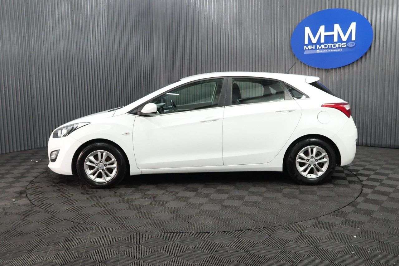 2015 HYUNDAI I30 2015 HYUNDAI I30