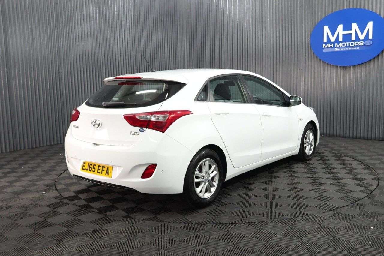 2015 HYUNDAI I30 2015 HYUNDAI I30