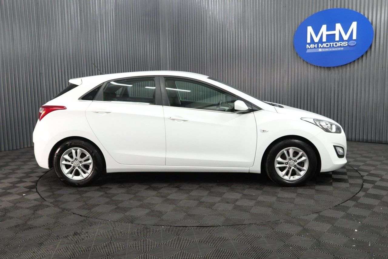 2015 HYUNDAI I30 2015 HYUNDAI I30