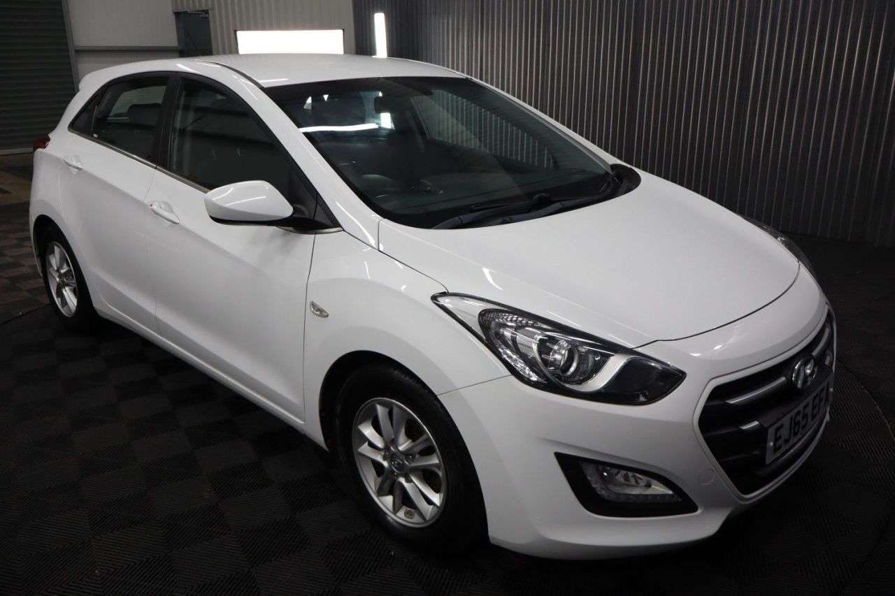 2015 HYUNDAI I30 2015 HYUNDAI I30