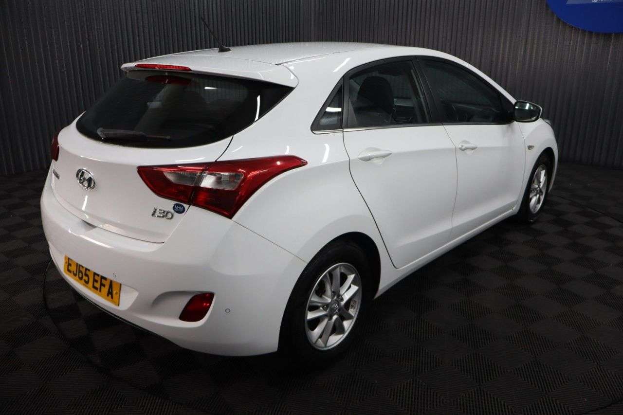 2015 HYUNDAI I30 2015 HYUNDAI I30