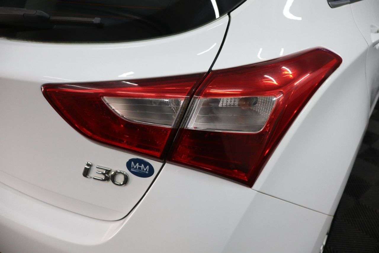 2015 HYUNDAI I30 2015 HYUNDAI I30
