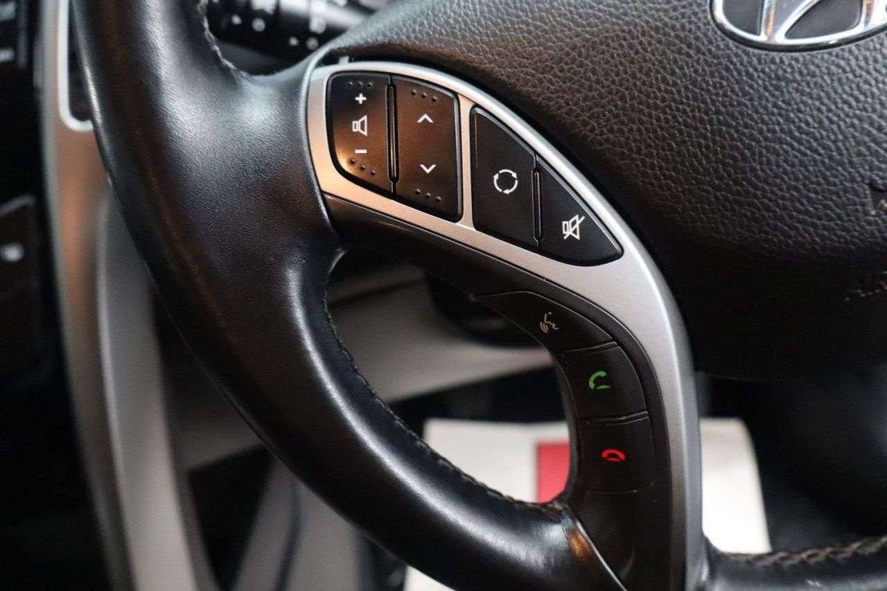 2015 HYUNDAI I30 2015 HYUNDAI I30