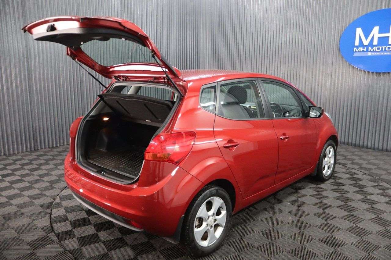 2014 KIA VENGA 2014 KIA VENGA