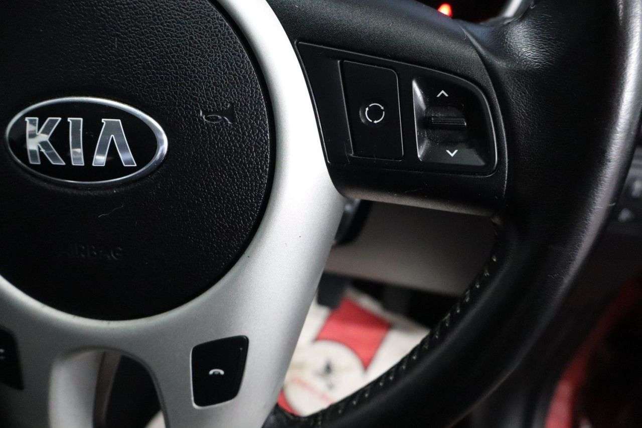 2014 KIA VENGA 2014 KIA VENGA