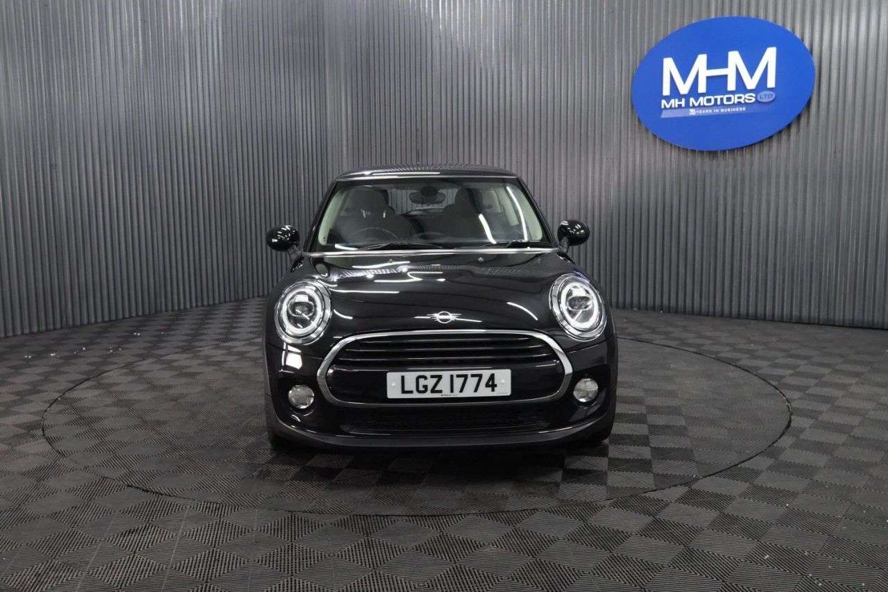 A 2018 MINI HATCH 1.5 Cooper D Hatchback 3dr Diesel Manual Euro 6 (s/s) (116 ps) ECONOMICAL D A 2018 MINI HATCH 1.5 Cooper D Hatchback 3dr Diesel Manual Euro 6 (s/s) (116 ps) ECONOMICAL D