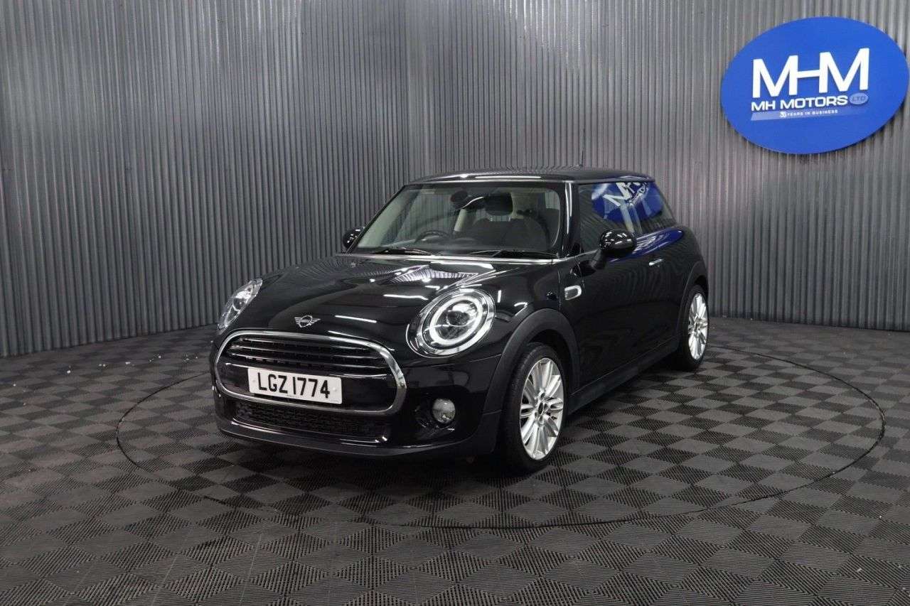A 2018 MINI HATCH 1.5 Cooper D Hatchback 3dr Diesel Manual Euro 6 (s/s) (116 ps) ECONOMICAL D A 2018 MINI HATCH 1.5 Cooper D Hatchback 3dr Diesel Manual Euro 6 (s/s) (116 ps) ECONOMICAL D