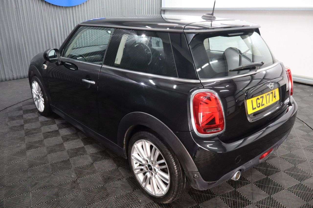2018 MINI HATCH 2018 MINI HATCH