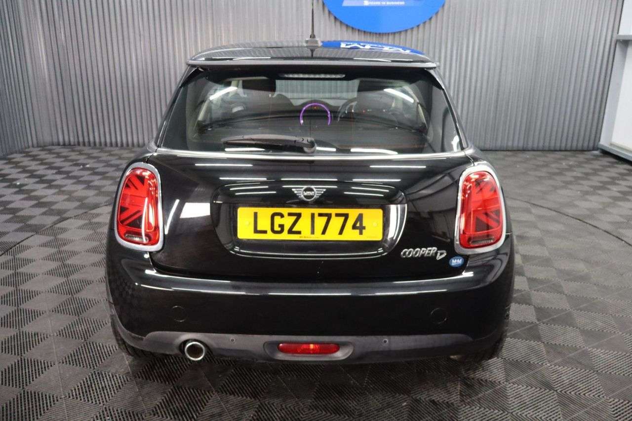 2018 MINI HATCH 2018 MINI HATCH