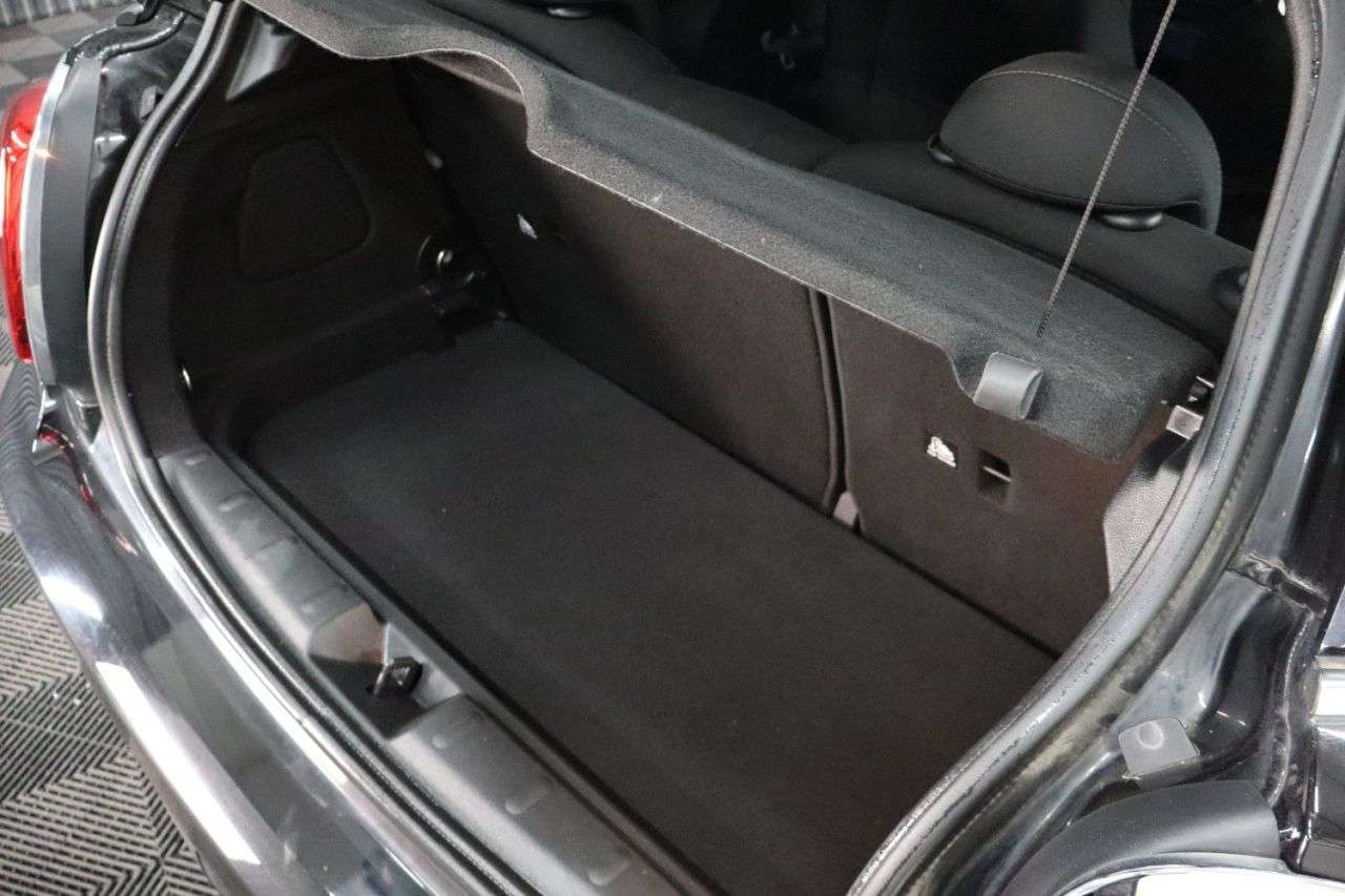 2018 MINI HATCH 2018 MINI HATCH