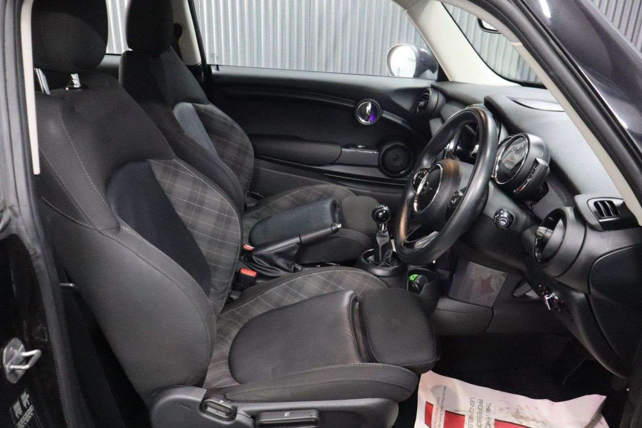 2018 MINI HATCH 2018 MINI HATCH