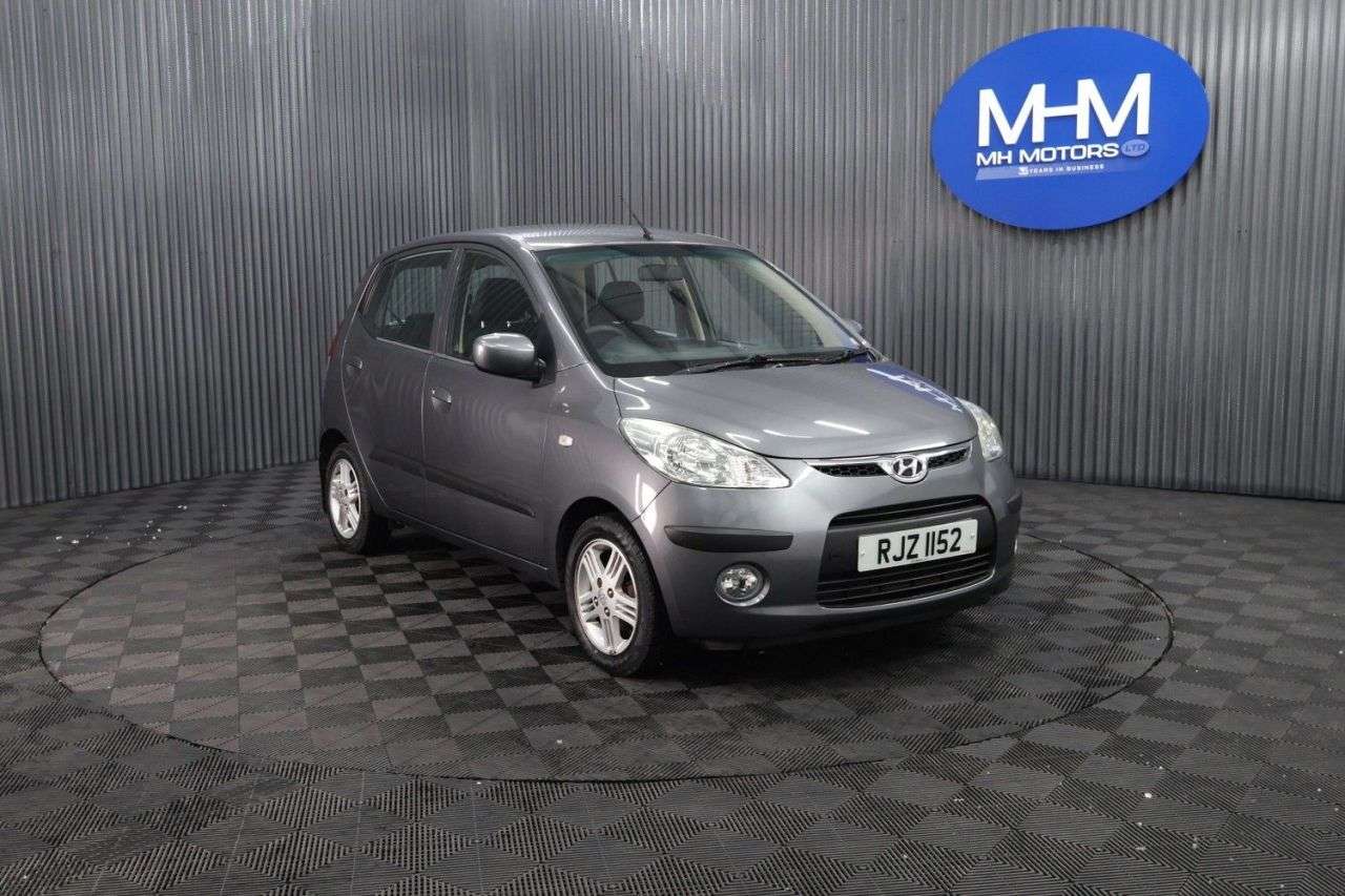 A 2010 HYUNDAI I10 1.2 Comfort Hatchback 5dr Petrol Manual Euro 4 (77 bhp) LOW INSURANCE / LOW A 2010 HYUNDAI I10 1.2 Comfort Hatchback 5dr Petrol Manual Euro 4 (77 bhp) LOW INSURANCE / LOW