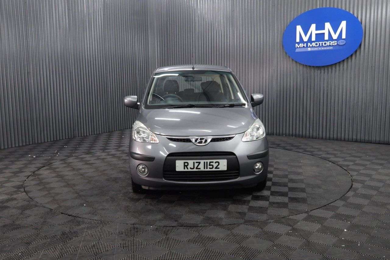 A 2010 HYUNDAI I10 1.2 Comfort Hatchback 5dr Petrol Manual Euro 4 (77 bhp) LOW INSURANCE / LOW A 2010 HYUNDAI I10 1.2 Comfort Hatchback 5dr Petrol Manual Euro 4 (77 bhp) LOW INSURANCE / LOW