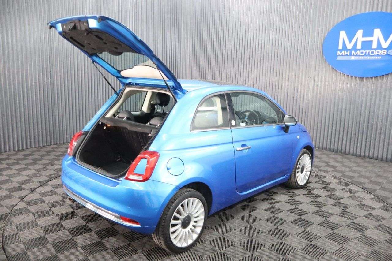 2018 FIAT 500 2018 FIAT 500