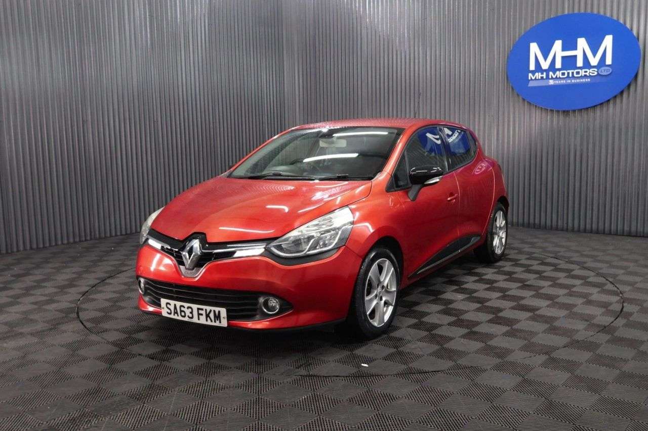A 2013 RENAULT CLIO DYNAMIQUE MEDIANAV ENERGY DCI S/S A 2013 RENAULT CLIO DYNAMIQUE MEDIANAV ENERGY DCI S/S