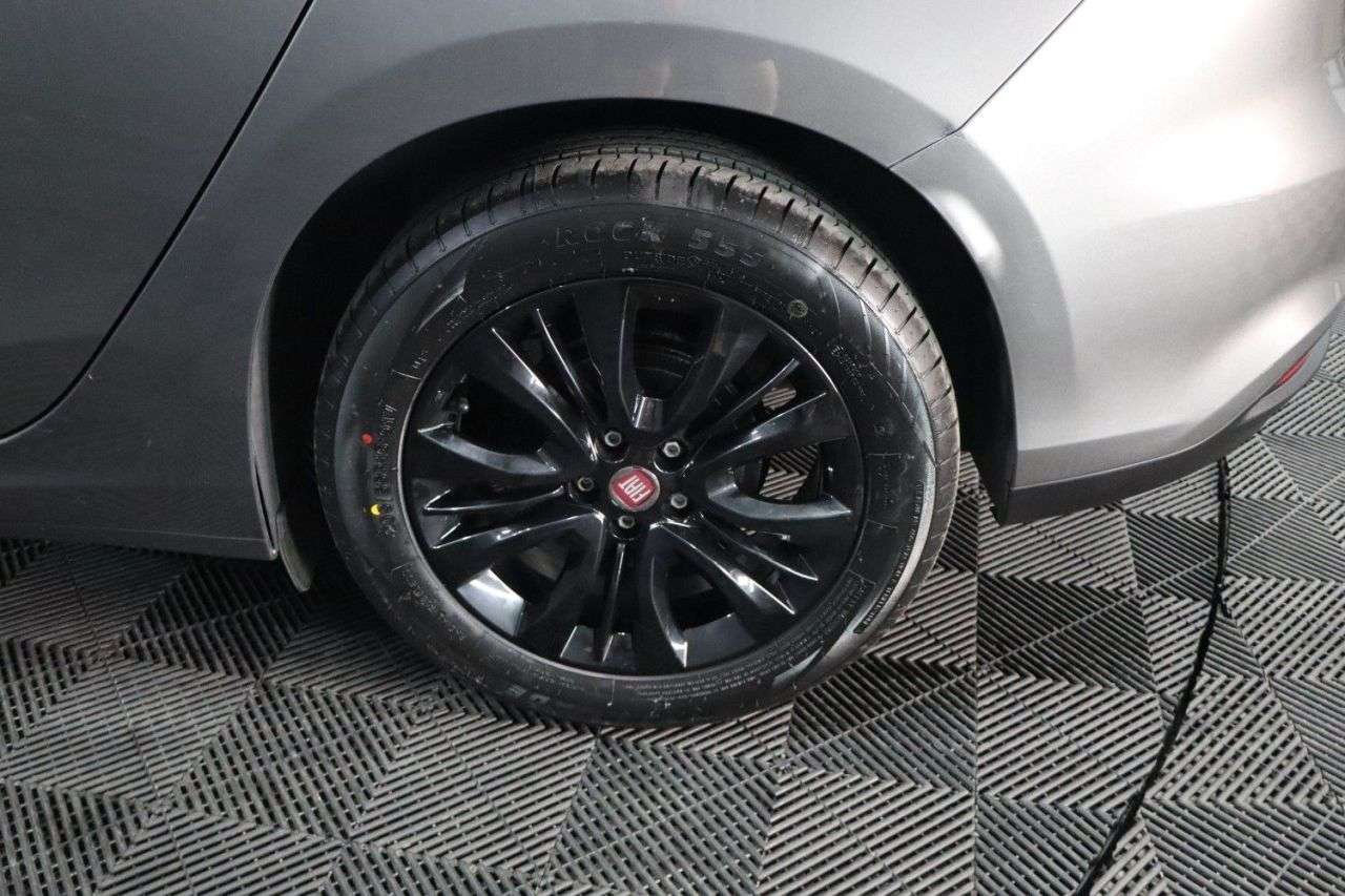 2020 FIAT TIPO 2020 FIAT TIPO