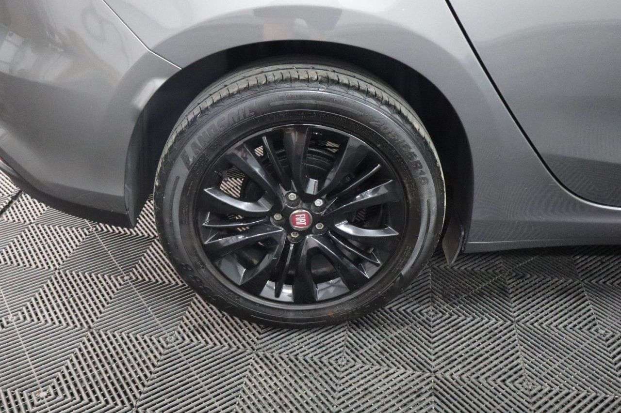 2020 FIAT TIPO 2020 FIAT TIPO