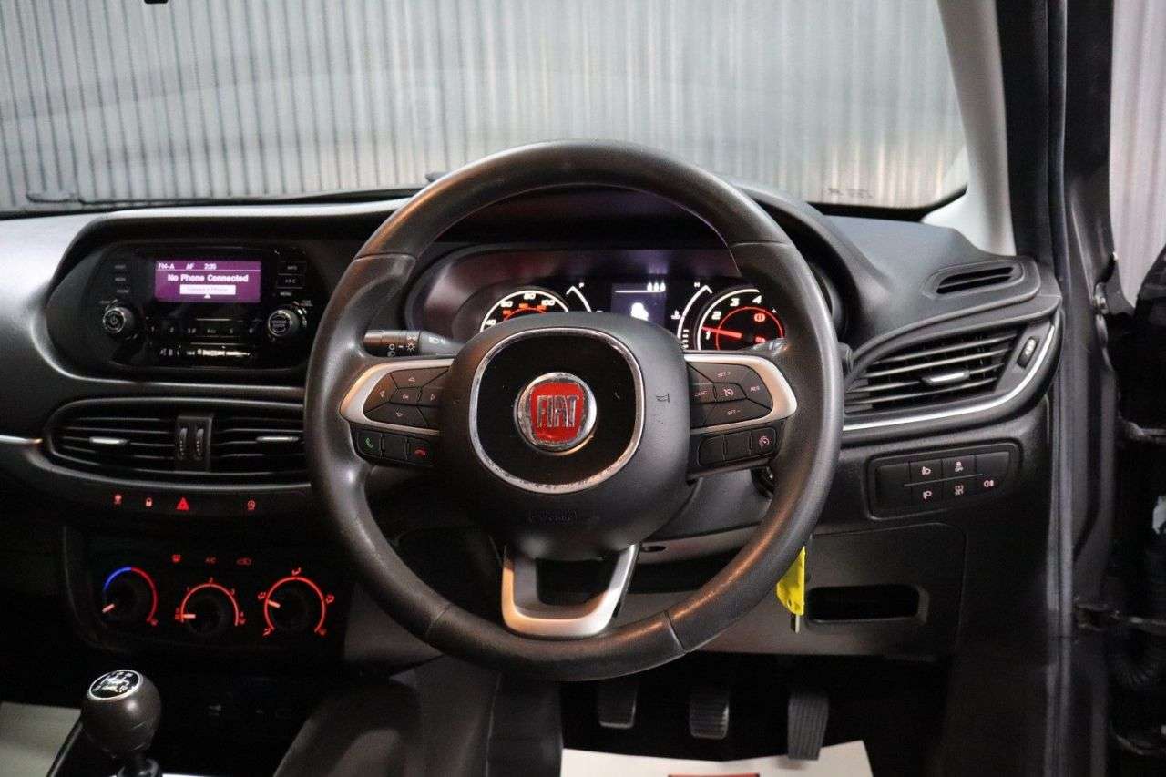 2020 FIAT TIPO 2020 FIAT TIPO