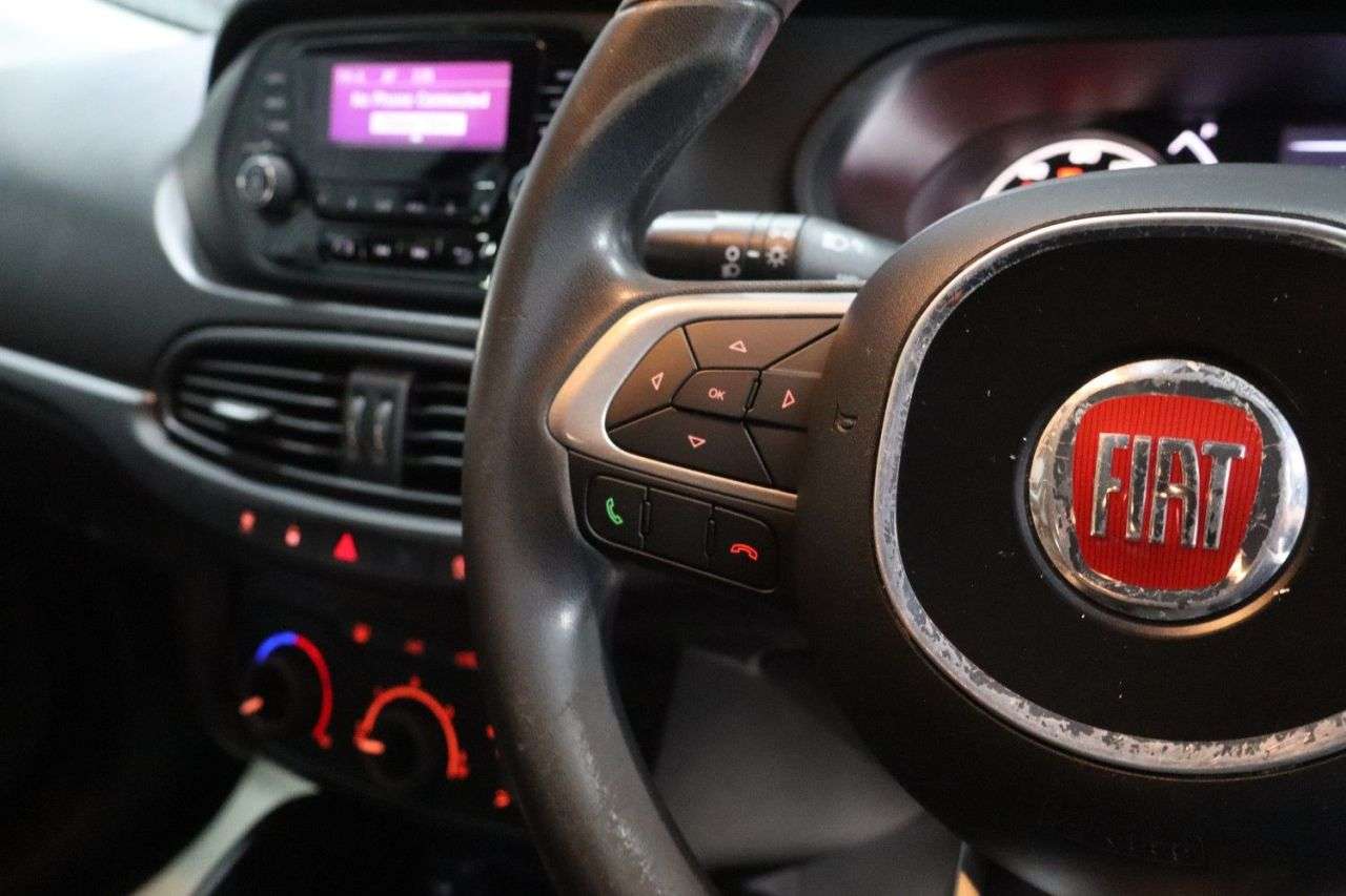 2020 FIAT TIPO 2020 FIAT TIPO
