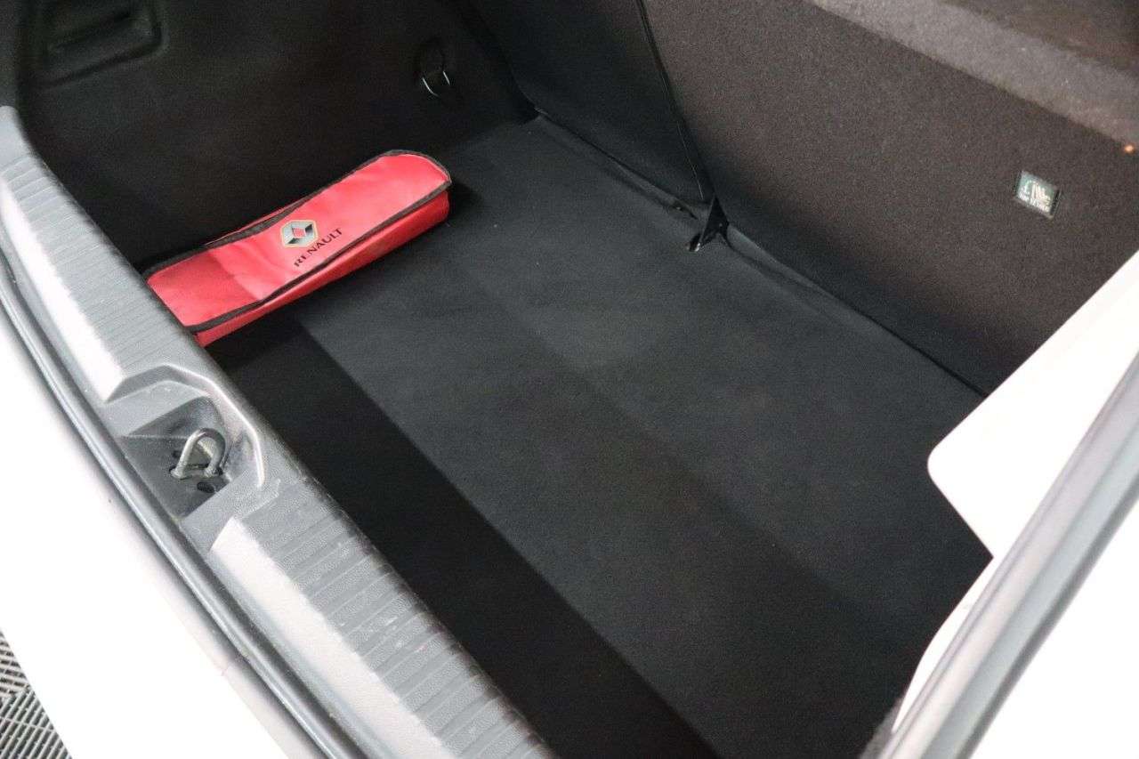 2020 RENAULT CLIO 2020 RENAULT CLIO