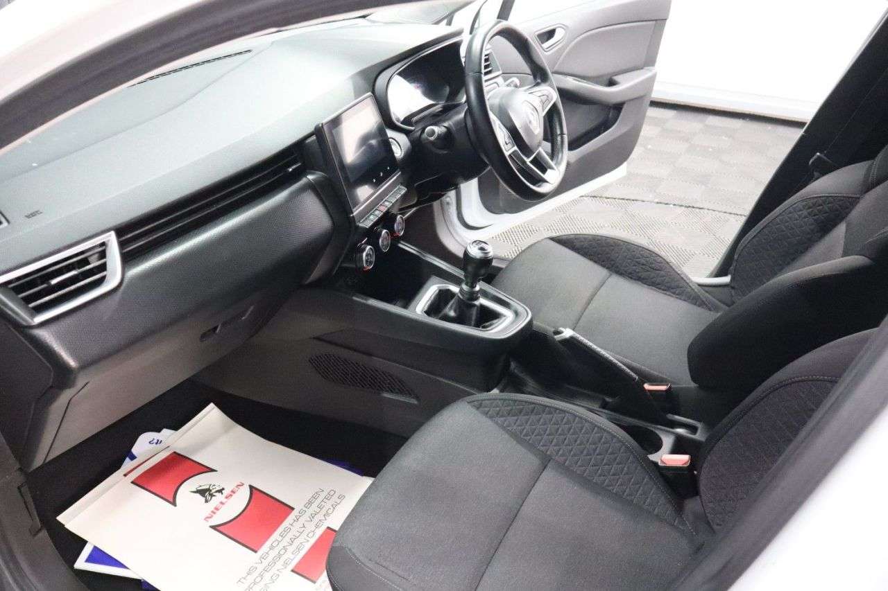 2020 RENAULT CLIO 2020 RENAULT CLIO