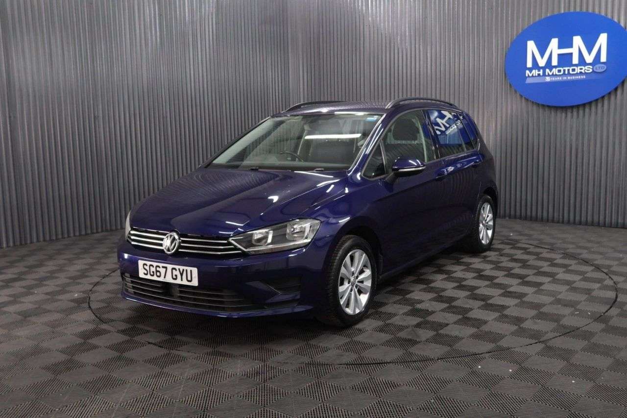 A 2017 VOLKSWAGEN GOLF SV 1.6 TDI SE MPV 5dr Diesel Manual Euro 6 (s/s) (115 ps) LONG MOT / LOW INSUR A 2017 VOLKSWAGEN GOLF SV 1.6 TDI SE MPV 5dr Diesel Manual Euro 6 (s/s) (115 ps) LONG MOT / LOW INSUR