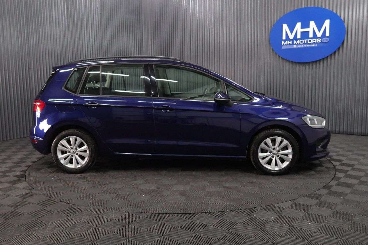 2017 VOLKSWAGEN GOLF SV 2017 VOLKSWAGEN GOLF SV