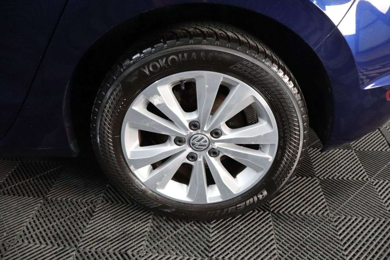 2017 VOLKSWAGEN GOLF SV 2017 VOLKSWAGEN GOLF SV