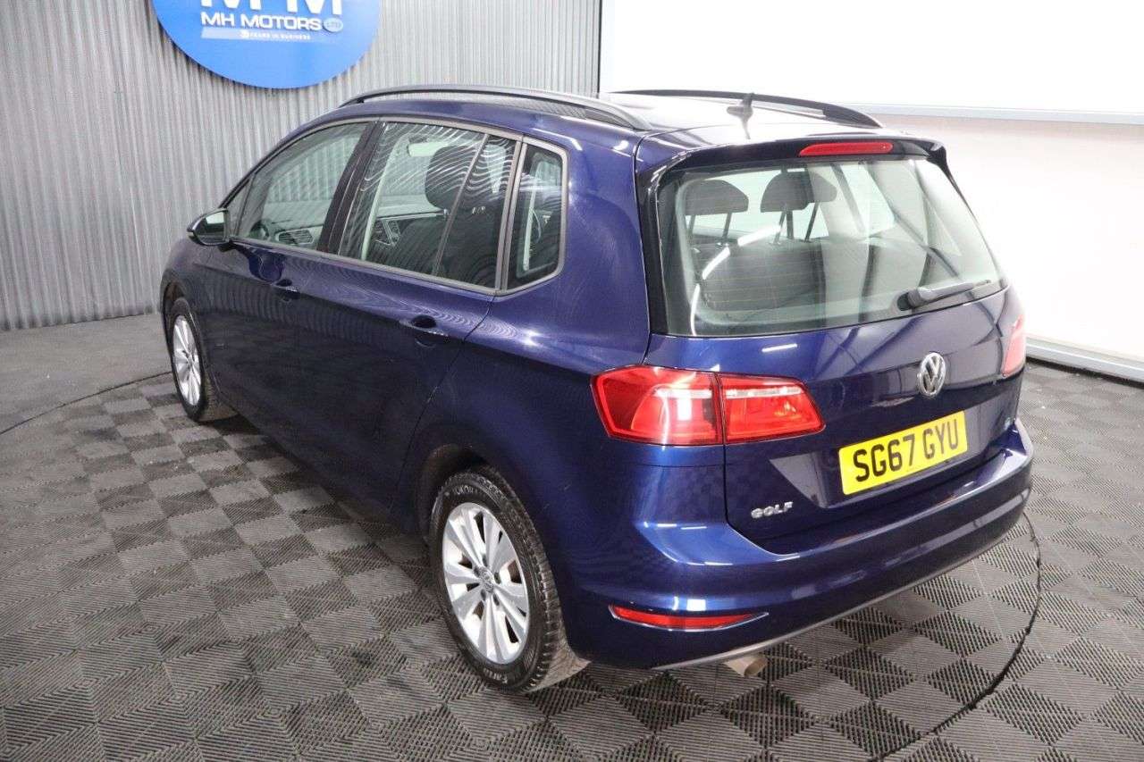 2017 VOLKSWAGEN GOLF SV 2017 VOLKSWAGEN GOLF SV