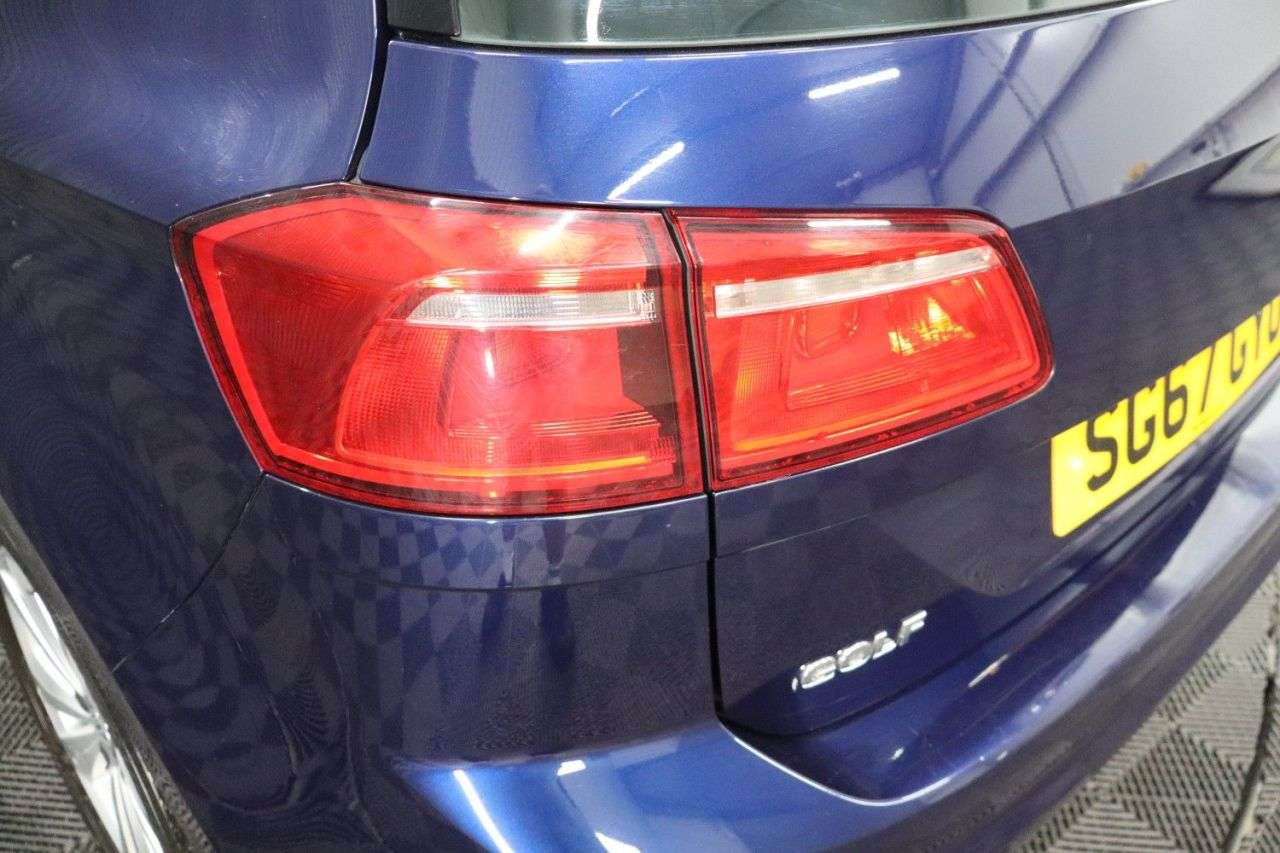 2017 VOLKSWAGEN GOLF SV 2017 VOLKSWAGEN GOLF SV