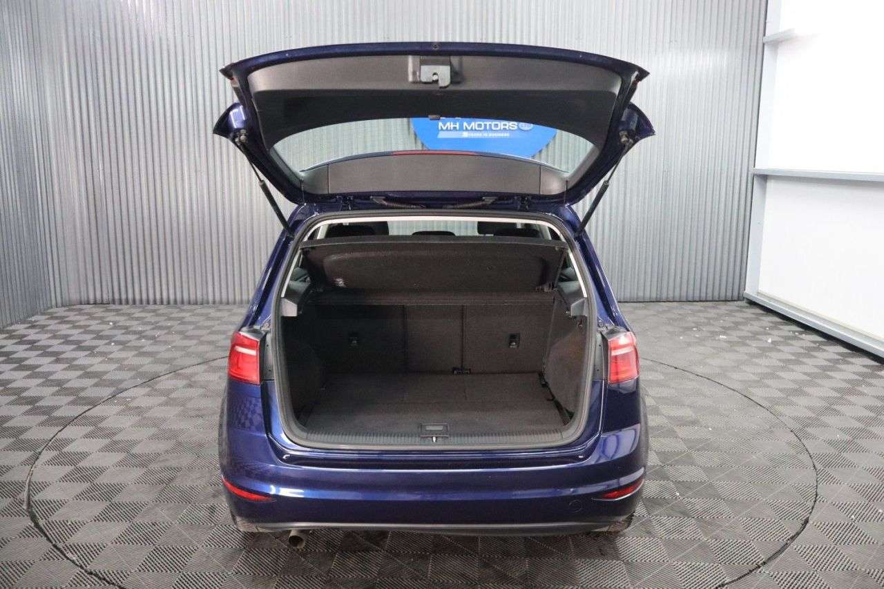 2017 VOLKSWAGEN GOLF SV 2017 VOLKSWAGEN GOLF SV