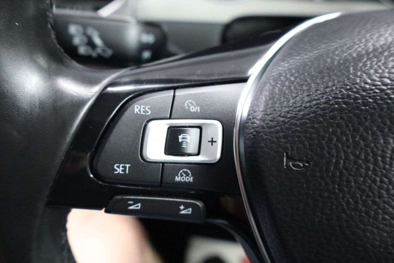 2017 VOLKSWAGEN GOLF SV 2017 VOLKSWAGEN GOLF SV