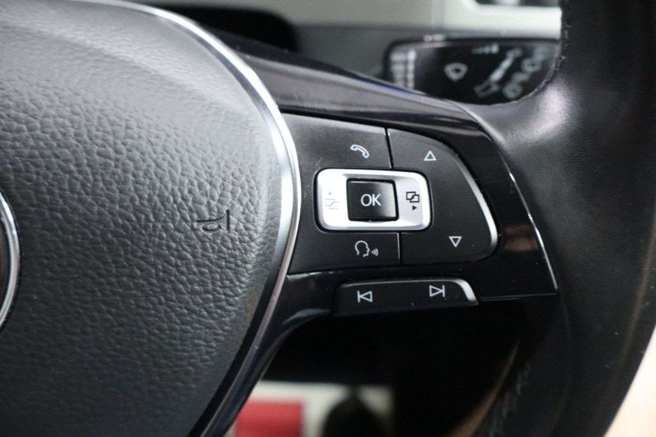 2017 VOLKSWAGEN GOLF SV 2017 VOLKSWAGEN GOLF SV