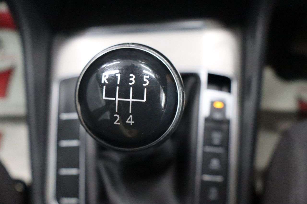 2017 VOLKSWAGEN GOLF SV 2017 VOLKSWAGEN GOLF SV